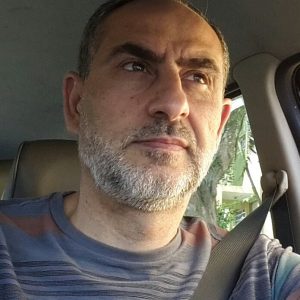 "حسين الصيفي" الناشط في مجالات الدعوة والإعلام في البرازيل