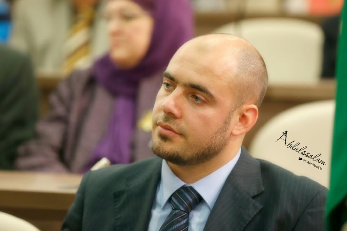 "محمد تولتش"؛ المحلل السياسي والناشط في المجتمع المدني
