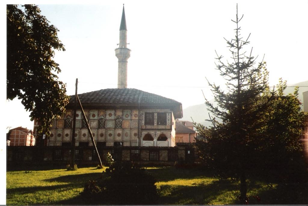 الجوامع الألبانية "الأثرية" تمثل التاريخ والتراث الحضاري للشعب الألباني على امتداد 5 قرون بمنطقة غرب البلقان.