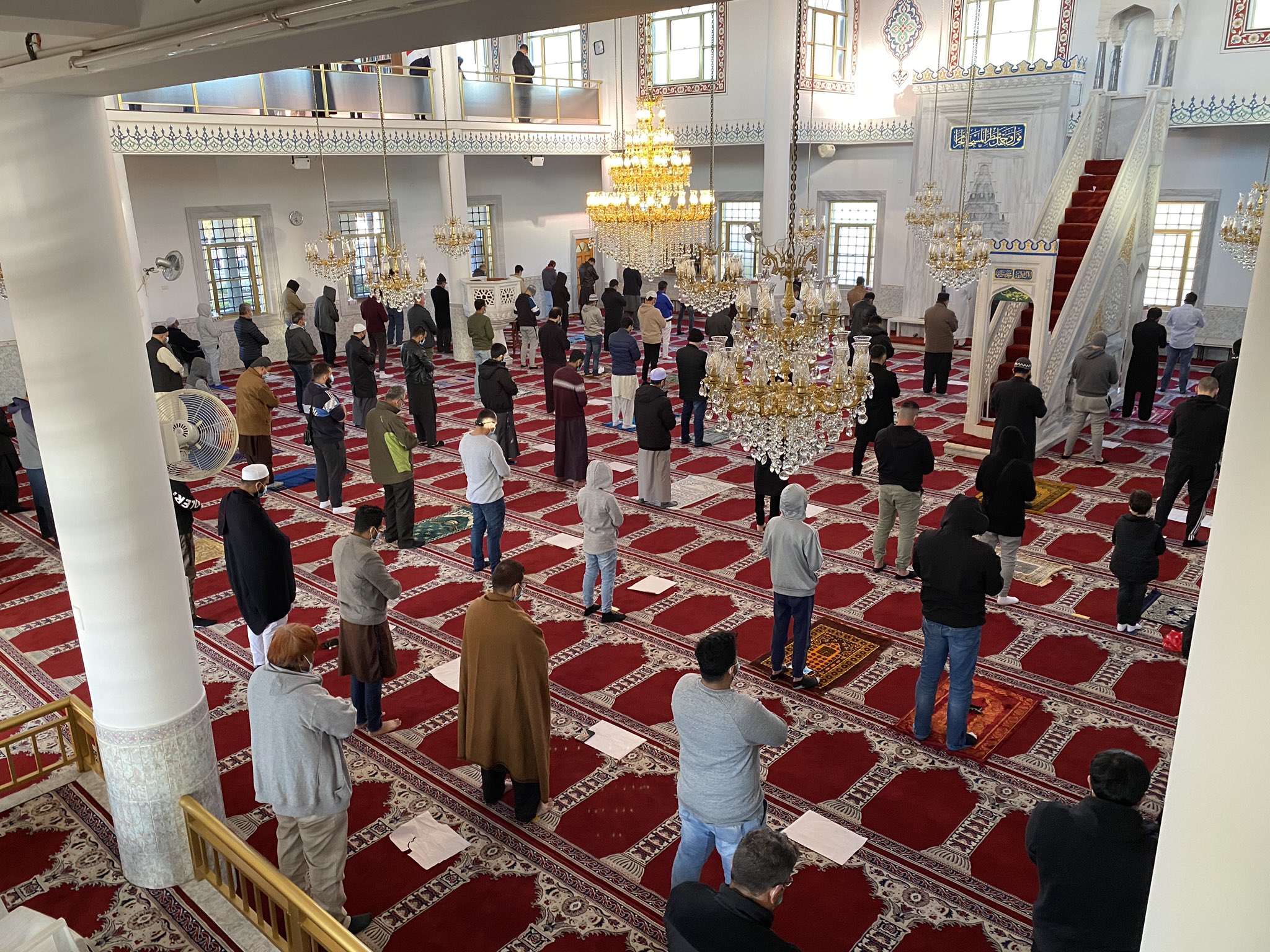 سمحت سلطات ولاية نيو ساوث ويلز لـ400 شخص بإداء صلاة عيد الاضحى اليوم في مسجد غاليبولي في اوبرن غربي سيدني.
