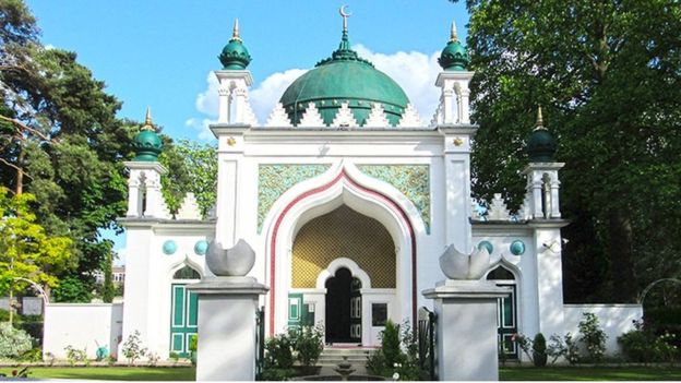شاه جهان هو اقدم مسجد تم بنائه لهذا الغرض في بريطانيا عام 1889