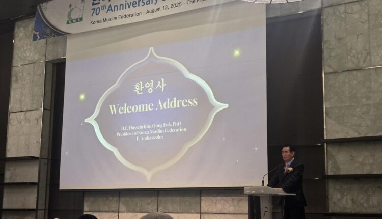 تحتضن كوريا 24 مسجدًا وأكثر من 260 مصلى في أنحاء البلاد فيما يبلغ عدد المسلمين المحليين نحو 250 ألف نسمة.الصور من موقع (The Korea Times).