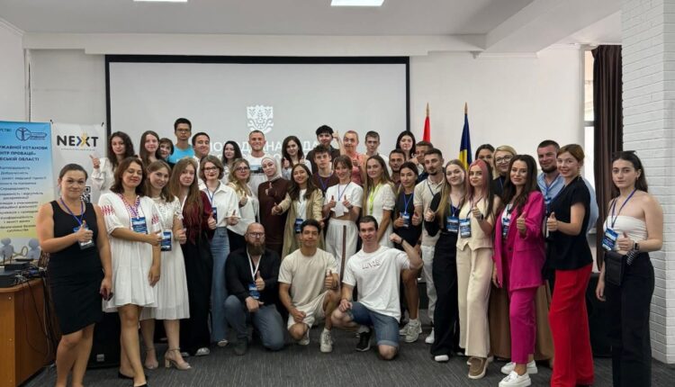 شكّل المنتدى الشبابي “Open Talk: قيادة بلا حدود” منصة للتبادل المعرفي والإلهام وتعزيز قيم التعايش والقيادة المشتركة للمجتمعات المتعددة الأعراق