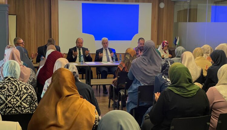 يُنتظر أن يشكّل قسم “المرأة” إضافة نوعية لعمل الإفتاء العام في بلغاريا، ومظلةً لدعم الجهود التربوية والخيرية للنساء المسلمات بما يخدم الأسرة والمجتمع على حد سواء.