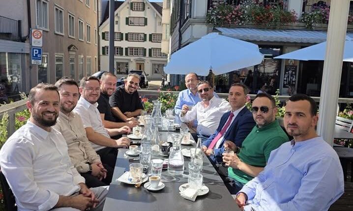 539594111_1070334138546947_4380850337490989840_n