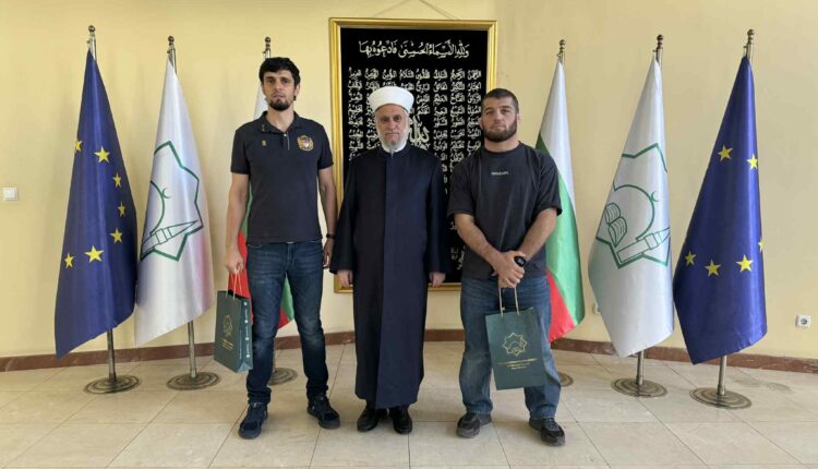 استقبل المفتي العام في جمهورية بلغاريا، الدكتور مصطفى حاجي، البطل الأولمبي في المصارعة الحرة من دورة باريس 2024، ماجوميد رامازانوف،