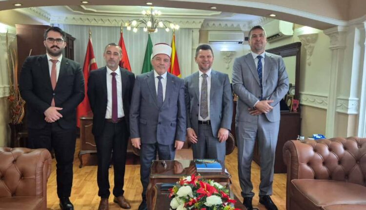 قام وفد رفيع من إدارة الأوقاف التابعة للمشيخة الإسلامية في البوسنة والهرسك بزيارة رسمية للمشيخة الإسلامية في مقدونيا الشمالية