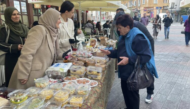 تأتي المبادرة في إطار الحملة الوطنية التي أطلقتها دار الإفتاء العامة لجمع التبرعات لترميم المبنى خلال شهر أكتوبر الجاري.