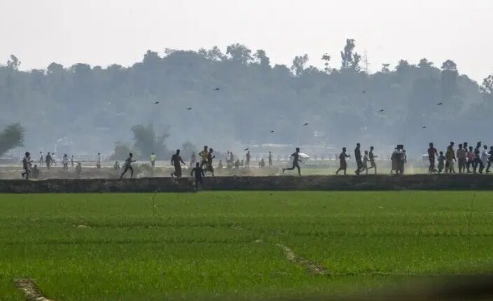 الهجوم جاء بعد انسحاب قوات جيش ميانمار من المنطقة ما يثير شكوكاً حول تواطؤ غير مباشر أو تغاضٍ متعمّد من قبل السلطات عن ممارسات ميليشيات أراكان ضد المدنيين.