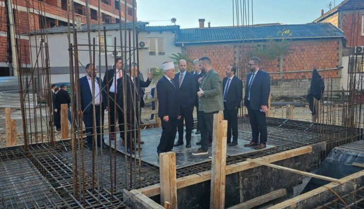 581715024_122173312220461209_3460677269557656669_n