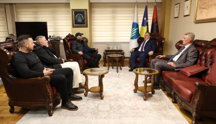 إشادة بدور اتحاد المراكز الإسلامية الألبانية في ولاية بادن-فورتمبيرغ الألمانية في الحفاظ على الهوية الإسلامية للألبان في المهجر