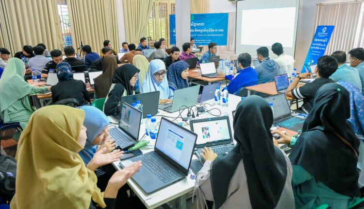 مشاركة أكاديمية متخصصة من الجامعة الأمريكية في بنوم بنه، وحضور تربوي وشبابي واسع يمثل خمس مؤسسات تعليمية مختلفة