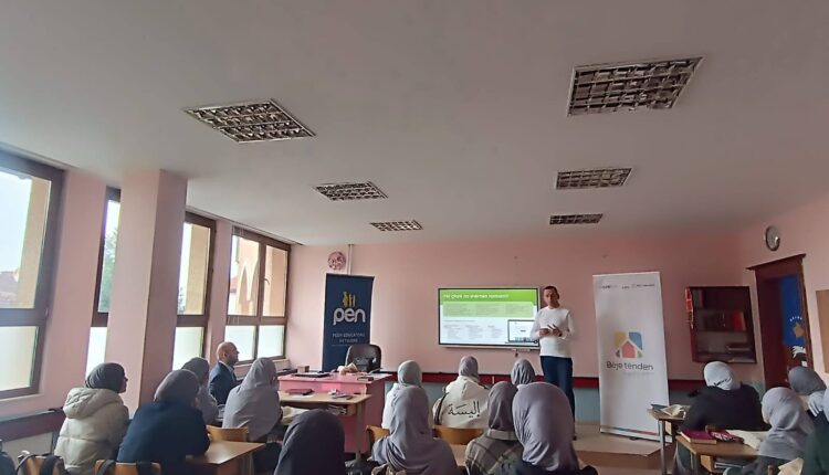 تأتي المحاضرة في سياق برنامج معرفي يهيئ الجيل الجديد لمواجهة تحديات الحياة عبر احترام الملكيات وحماية الحقوق وبناء مجتمع مسؤول ومستقر