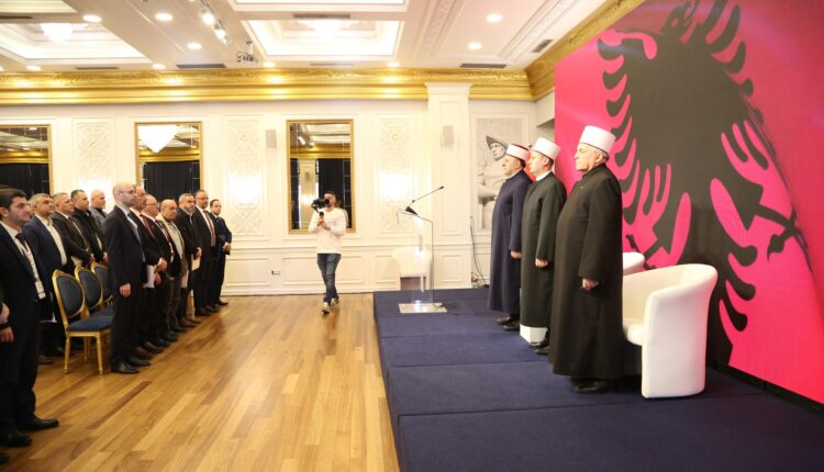 المؤتمر الإقليمي شكّل منصة منهجية موحّدة تجسّد التكامل العلمي والتماسك الديني العابر للحدود السياسية في مناطق الألبان