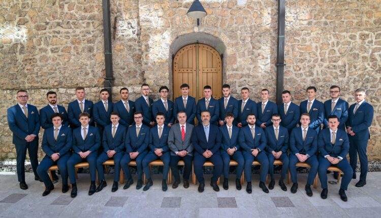 497550169_1096549209185359_250449809914172581_n