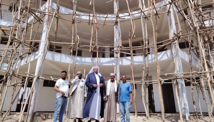 وجّه نائب رئيس المجلس نداءً مباشرًا إلى المجتمع المسلم لمواصلة دعمه وتكافله المعتاد، بما يضمن استكمال بناء الجامعة وتحقيق رسالتها التعليمية والدعوية